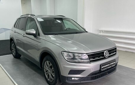 Volkswagen Tiguan II, 2017 год, 1 989 000 рублей, 3 фотография