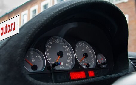 BMW M3, 2004 год, 2 990 000 рублей, 19 фотография