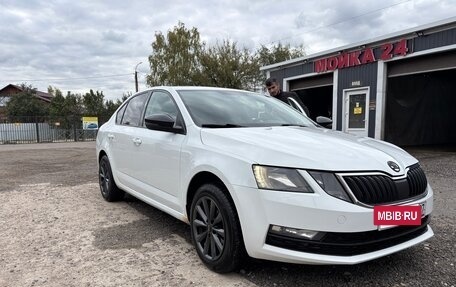 Skoda Octavia, 2017 год, 1 250 000 рублей, 2 фотография