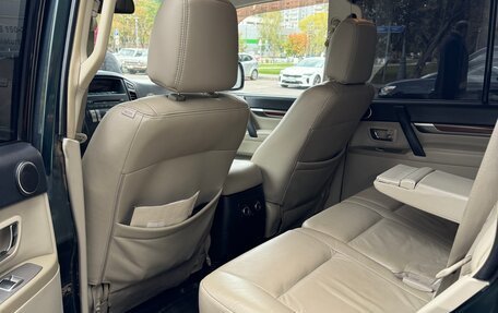 Mitsubishi Pajero IV, 2007 год, 1 200 000 рублей, 13 фотография