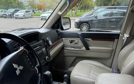 Mitsubishi Pajero IV, 2007 год, 1 200 000 рублей, 18 фотография