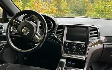 Jeep Grand Cherokee, 2017 год, 3 900 000 рублей, 15 фотография