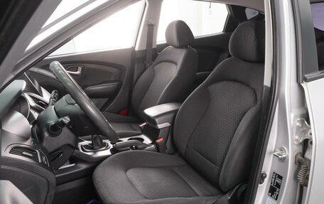 Hyundai ix35 I рестайлинг, 2013 год, 849 000 рублей, 10 фотография