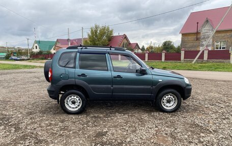 Chevrolet Niva I рестайлинг, 2012 год, 200 000 рублей, 4 фотография