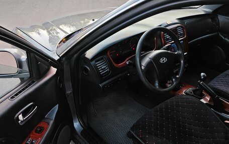 Hyundai Sonata IV рестайлинг, 2004 год, 350 000 рублей, 6 фотография