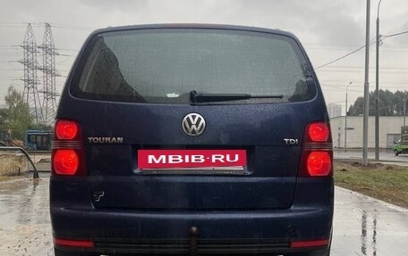 Volkswagen Touran III, 2008 год, 590 000 рублей, 5 фотография