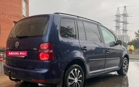 Volkswagen Touran III, 2008 год, 590 000 рублей, 4 фотография