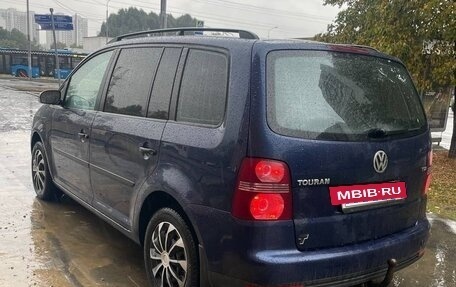 Volkswagen Touran III, 2008 год, 590 000 рублей, 6 фотография