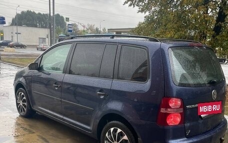 Volkswagen Touran III, 2008 год, 590 000 рублей, 7 фотография