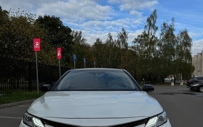 Toyota Camry, 2020 год, 3 390 000 рублей, 1 фотография