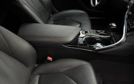 Toyota Camry, 2020 год, 3 390 000 рублей, 14 фотография