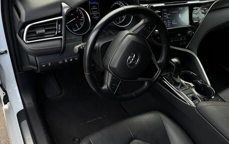 Toyota Camry, 2020 год, 3 390 000 рублей, 16 фотография