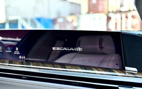 Cadillac Escalade V, 2025 год, 19 740 000 рублей, 14 фотография