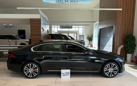 Jaguar XF II, 2024 год, 1 000 000 рублей, 4 фотография