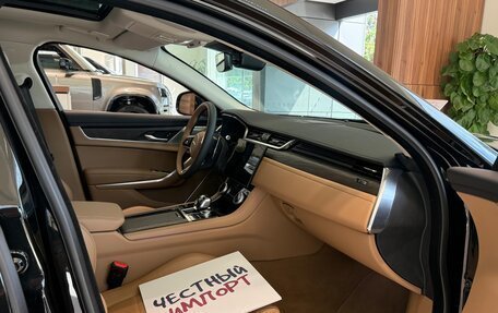 Jaguar XF II, 2024 год, 1 000 000 рублей, 9 фотография