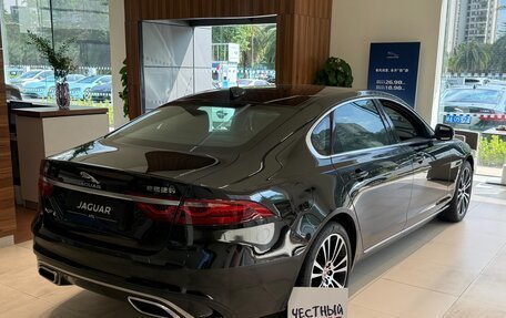 Jaguar XF II, 2024 год, 1 000 000 рублей, 6 фотография