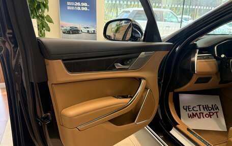 Jaguar XF II, 2024 год, 1 000 000 рублей, 13 фотография