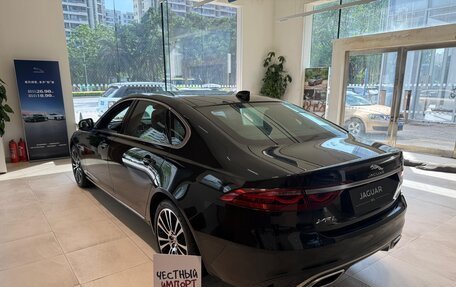 Jaguar XF II, 2024 год, 1 000 000 рублей, 7 фотография