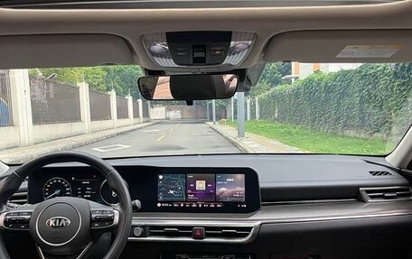 KIA K5, 2021 год, 1 825 000 рублей, 23 фотография