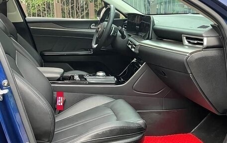 KIA K5, 2021 год, 1 825 000 рублей, 24 фотография