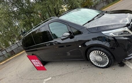 Mercedes-Benz Vito, 2018 год, 5 300 000 рублей, 3 фотография