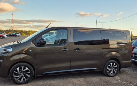 Peugeot Traveller I, 2018 год, 2 970 000 рублей, 17 фотография