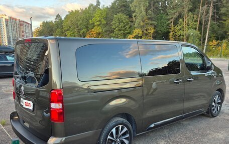 Peugeot Traveller I, 2018 год, 2 970 000 рублей, 19 фотография