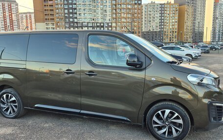 Peugeot Traveller I, 2018 год, 2 970 000 рублей, 18 фотография