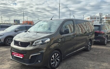 Peugeot Traveller I, 2018 год, 2 970 000 рублей, 13 фотография