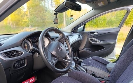 Opel Astra K, 2020 год, 1 550 000 рублей, 18 фотография