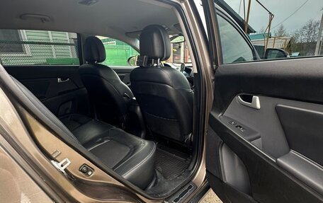 KIA Sportage III, 2011 год, 1 250 000 рублей, 22 фотография