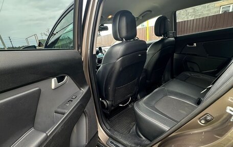 KIA Sportage III, 2011 год, 1 250 000 рублей, 26 фотография