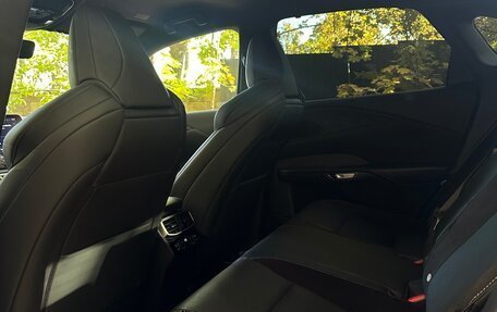 Lexus RX IV рестайлинг, 2022 год, 8 250 000 рублей, 5 фотография