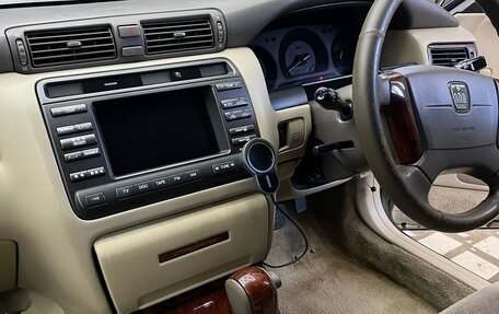 Toyota Crown, 2001 год, 1 550 000 рублей, 17 фотография