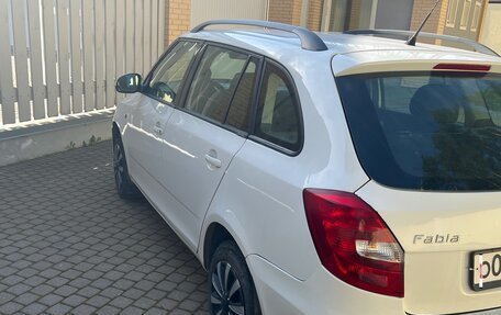 Skoda Fabia II, 2009 год, 289 000 рублей, 4 фотография