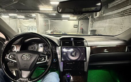 Toyota Camry, 2015 год, 2 250 000 рублей, 13 фотография