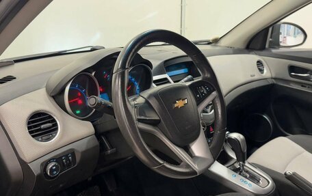 Chevrolet Cruze II, 2012 год, 867 000 рублей, 12 фотография