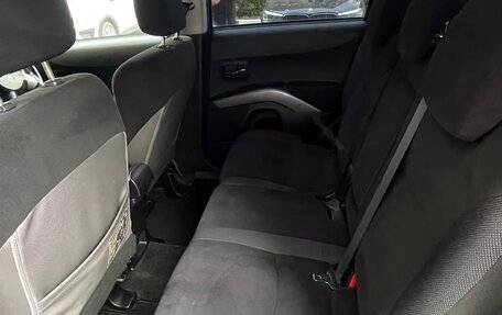 Mitsubishi Outlander III рестайлинг 3, 2007 год, 990 000 рублей, 7 фотография