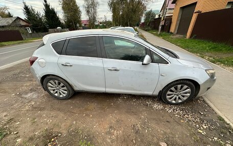 Opel Astra J, 2014 год, 530 000 рублей, 3 фотография