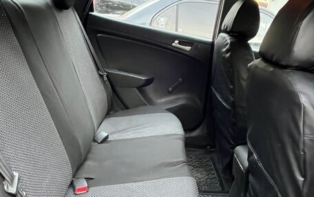 Hyundai Solaris II рестайлинг, 2011 год, 690 000 рублей, 8 фотография