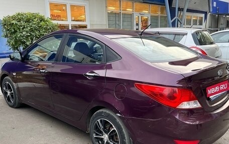 Hyundai Solaris II рестайлинг, 2011 год, 690 000 рублей, 5 фотография