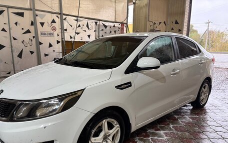 KIA Rio III рестайлинг, 2014 год, 685 000 рублей, 3 фотография