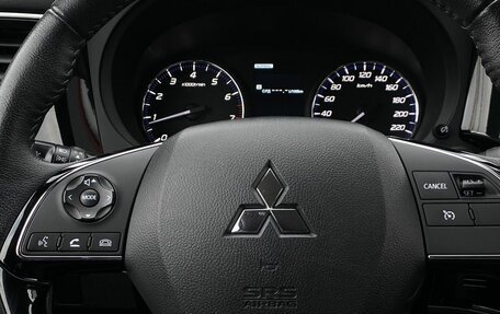 Mitsubishi Outlander III рестайлинг 3, 2020 год, 2 499 000 рублей, 18 фотография