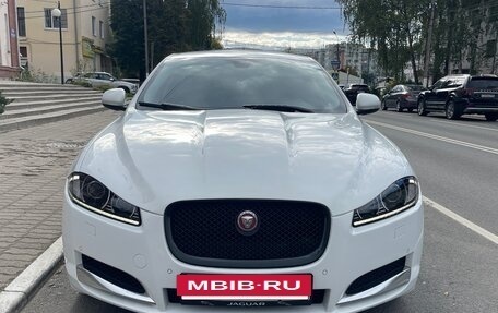 Jaguar XF I рестайлинг, 2014 год, 1 800 000 рублей, 34 фотография