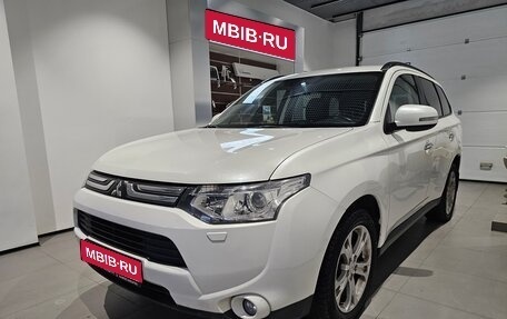 Mitsubishi Outlander III рестайлинг 3, 2013 год, 1 169 000 рублей, 1 фотография