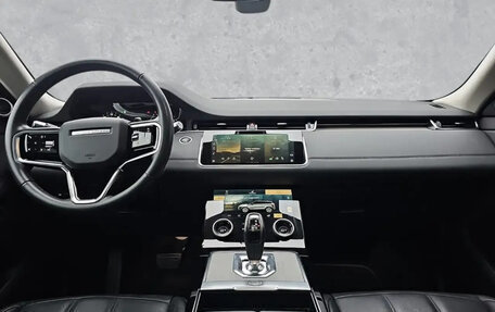 Land Rover Range Rover Evoque II, 2021 год, 4 100 000 рублей, 7 фотография