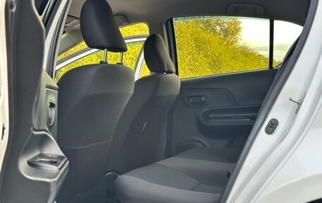 Toyota Aqua I, 2016 год, 940 000 рублей, 24 фотография