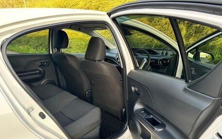 Toyota Aqua I, 2016 год, 940 000 рублей, 27 фотография