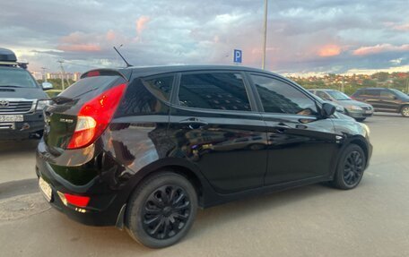 Hyundai Solaris II рестайлинг, 2013 год, 615 000 рублей, 2 фотография