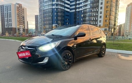 Hyundai Solaris II рестайлинг, 2013 год, 615 000 рублей, 5 фотография